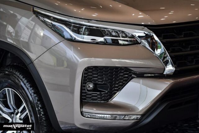 Đánh giá xe Toyota Fortuner 2024: Bản nâng cấp nhẹ nhằm giữ ngôi vương 