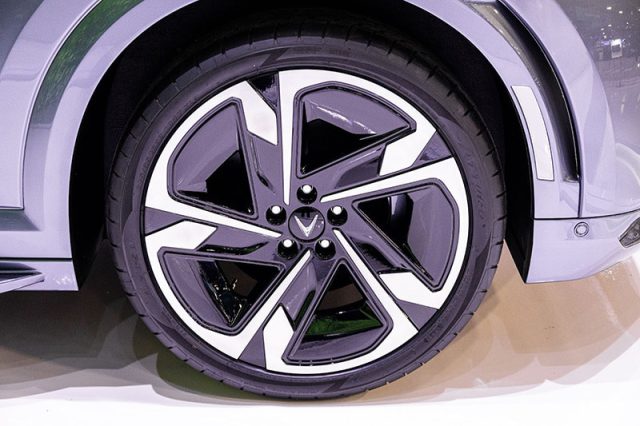 Đánh giá xe Vinfast VF9 2024: Xe của “Chủ tịch