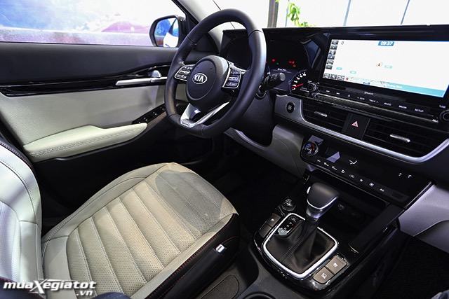 Đán giá xe KIA Seltos 2024 - Kẻ thách thức Toyota Corolla Cross Đán giá xe KIA Seltos 2024 - Kẻ thách thức Toyota Corolla Cross