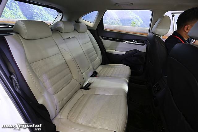 Đán giá xe KIA Seltos 2024 - Kẻ thách thức Toyota Corolla Cross Đán giá xe KIA Seltos 2024 - Kẻ thách thức Toyota Corolla Cross