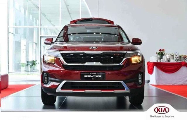 Đán giá xe KIA Seltos 2024 - Kẻ thách thức Toyota Corolla Cross